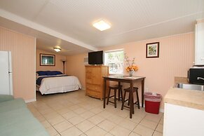 Sunset Cove Beach Resort