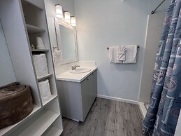 Sunset Cove Beach Resort