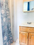 Sunset Cove Beach Resort