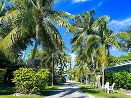 Sunset Cove Beach Resort