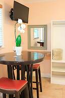 Sunset Cove Beach Resort