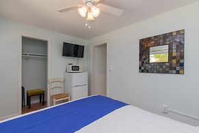 Sunset Cove Beach Resort