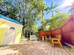 Sunset Cove Beach Resort