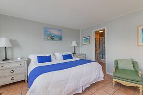 Sunset Cove Beach Resort