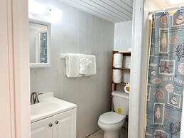 Sunset Cove Beach Resort