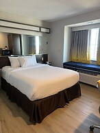 Microtel Inn & Suites by Wyndham Wheeling at Highlands