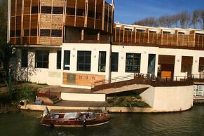 Iles du Gua Suites