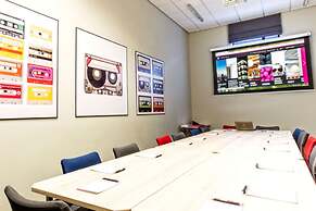 Comfort Hotel LT - Rock 'n' Roll Vilnius