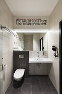 Comfort Hotel LT - Rock 'n' Roll Vilnius