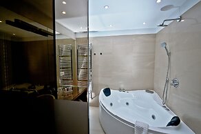 Heritage Jupiter Luxury Hotel