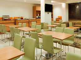 Ibis Santos Gonzaga Praia