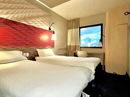 Ibis Santos Gonzaga Praia