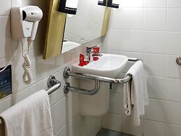 Ibis Santos Gonzaga Praia