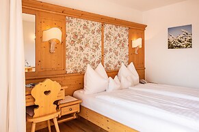 Gardenhotel Crystal