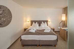 Gardenhotel Crystal