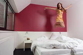 Mk Hotel London