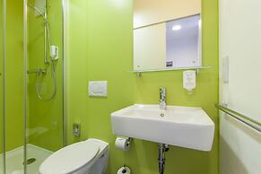 Mk Hotel London