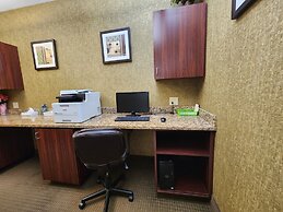 Highland Suites Minot