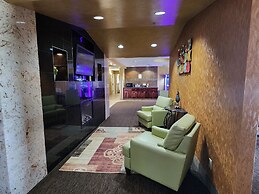 Highland Suites Minot