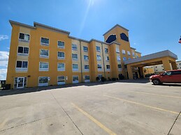 Highland Suites Minot