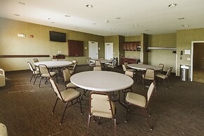 Highland Suites Minot