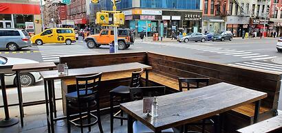 Wyndham Garden Chinatown