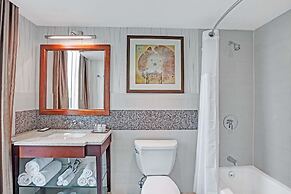 Wyndham Garden Chinatown