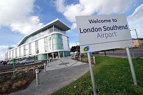 Holiday Inn Southend by IHG