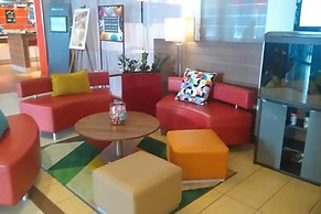 ibis Warszawa West Station