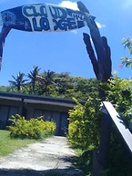 Funky Fish Beach & Surf Resort - Hostel