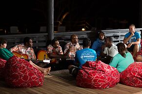 Funky Fish Beach & Surf Resort - Hostel