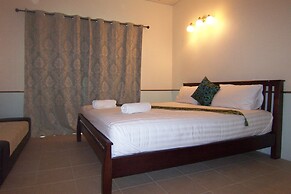 Airport Overnight Hotel