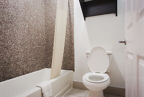 Moonlight Suites - Houston George Bush Intl Airport