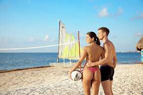 Desire Riviera Maya Pearl Resort All Inclusive - Couples Only