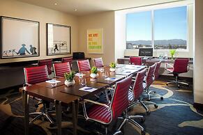 Kimpton Hotel Palomar Phoenix Cityscape by IHG