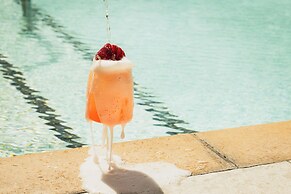 Kimpton Hotel Palomar Phoenix Cityscape by IHG