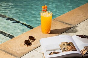 Kimpton Hotel Palomar Phoenix Cityscape by IHG