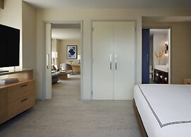 Kimpton Hotel Palomar Phoenix Cityscape by IHG