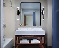 Kimpton Hotel Palomar Phoenix Cityscape by IHG