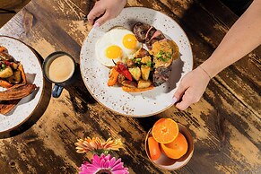 Kimpton Hotel Palomar Phoenix Cityscape by IHG