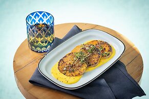 Kimpton Hotel Palomar Phoenix Cityscape by IHG