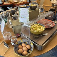 BRIT HOTEL & SPA Le Roc au Chien