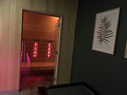 BRIT HOTEL & SPA Le Roc au Chien