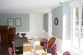 BRIT HOTEL & SPA Le Roc au Chien