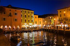 Hotel Benaco