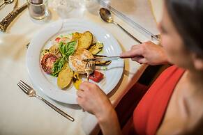 Wirtshaushotel Alpenrose