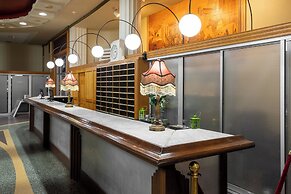 Hotel at the Lafayette Trademark Collection by Wyndham