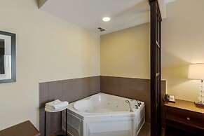 Best Western Plus Walkerton Hotel & Conference Centre