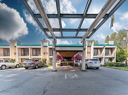 Prestige Riverside Lodge