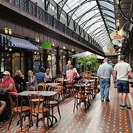 Designer Cottage B&B